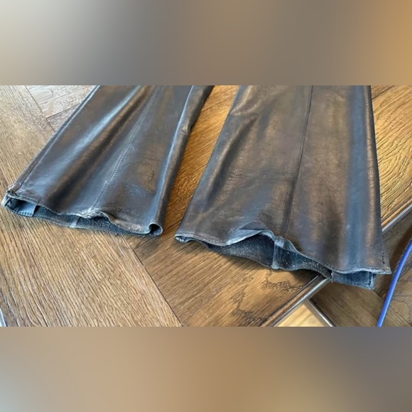 Ladies 0 Danier Black Leather Pants - Picture 10 of 10